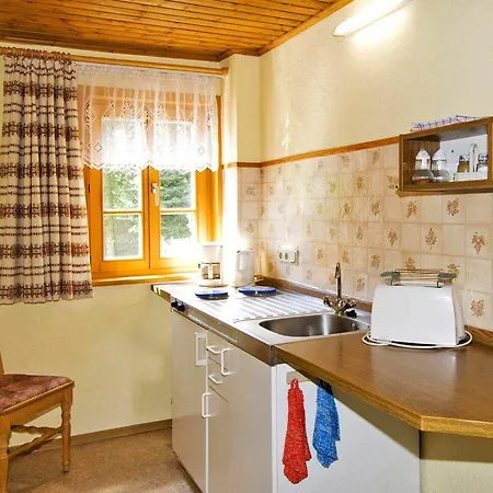 In Neuwernsdorf Erz 1080 Apartment *