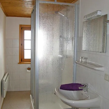 In Neuwernsdorf Erz 1080 Apartment *